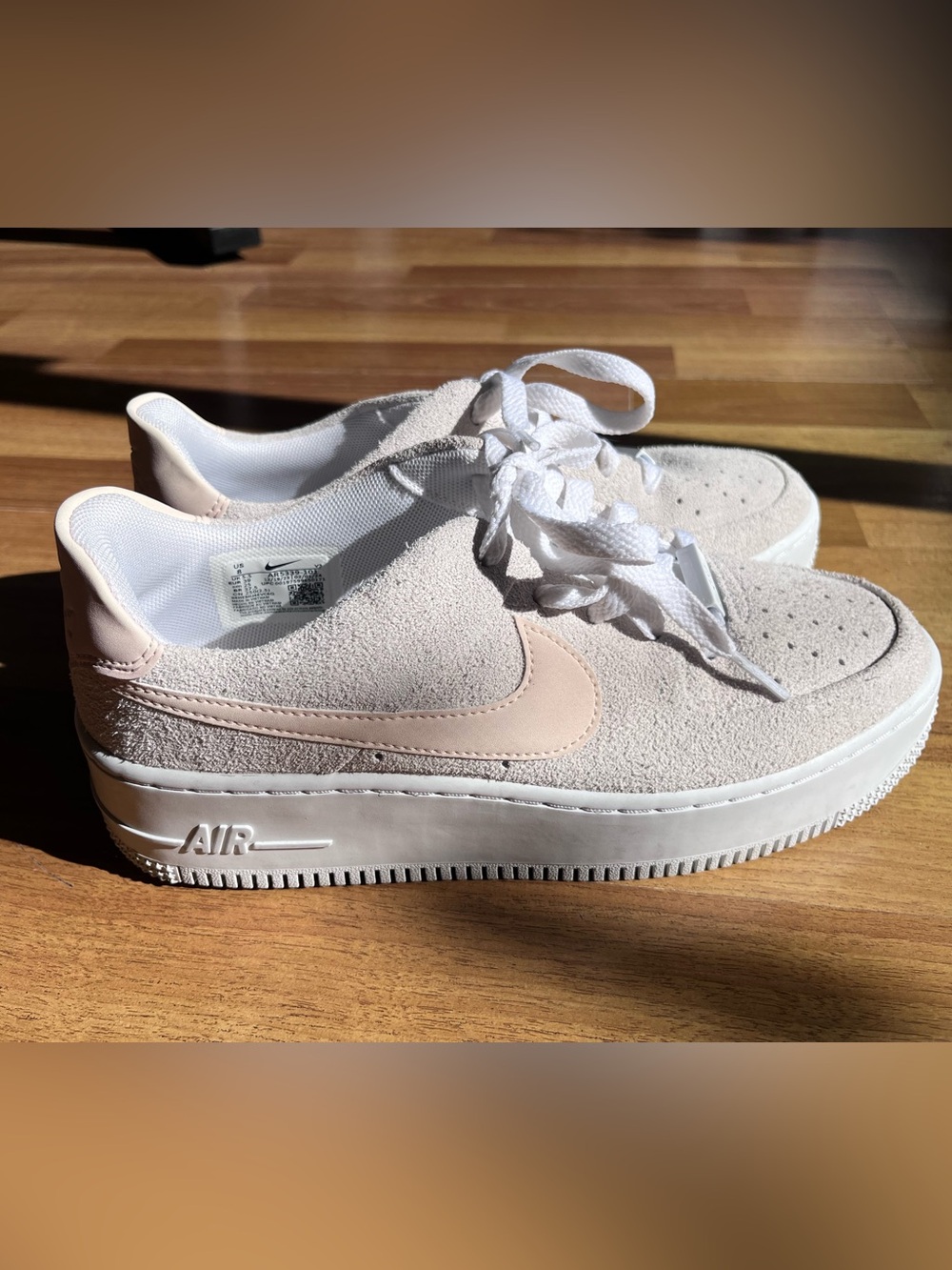 Nike Air Force 1 Women’s Size 8 Low Platform Sneakers - Pale Peach & White